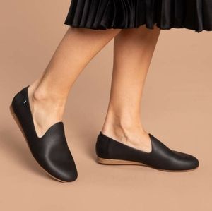 TOMS Darcy Flats